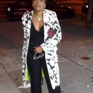 Meet your Posher, Deborah